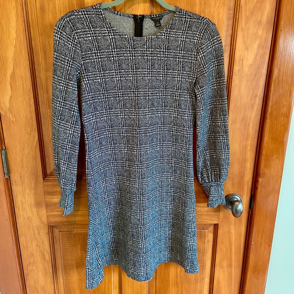 Ann Taylor Houndstooth Long Sleeve Dress